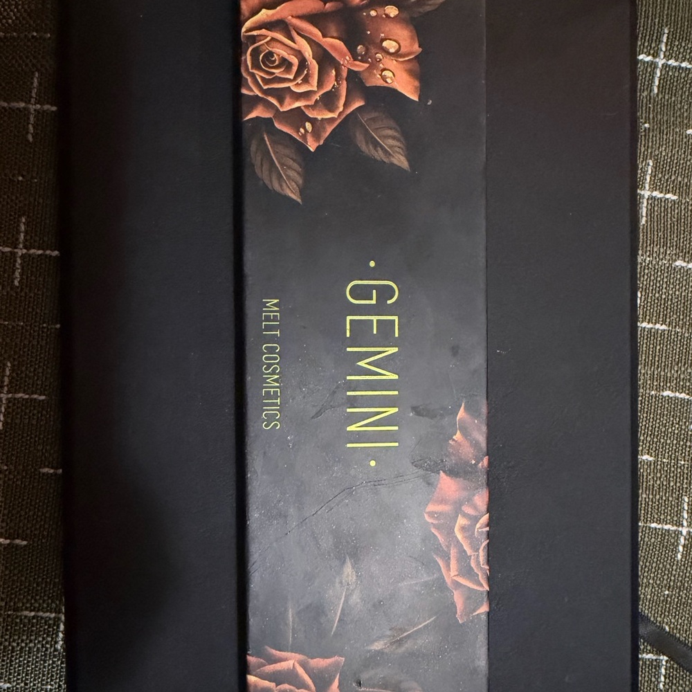 Melt Cosmetics Rose Design Palette